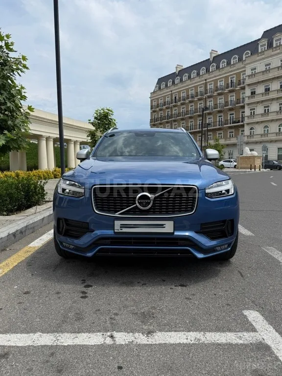 Volvo XC90 — фото 1/4