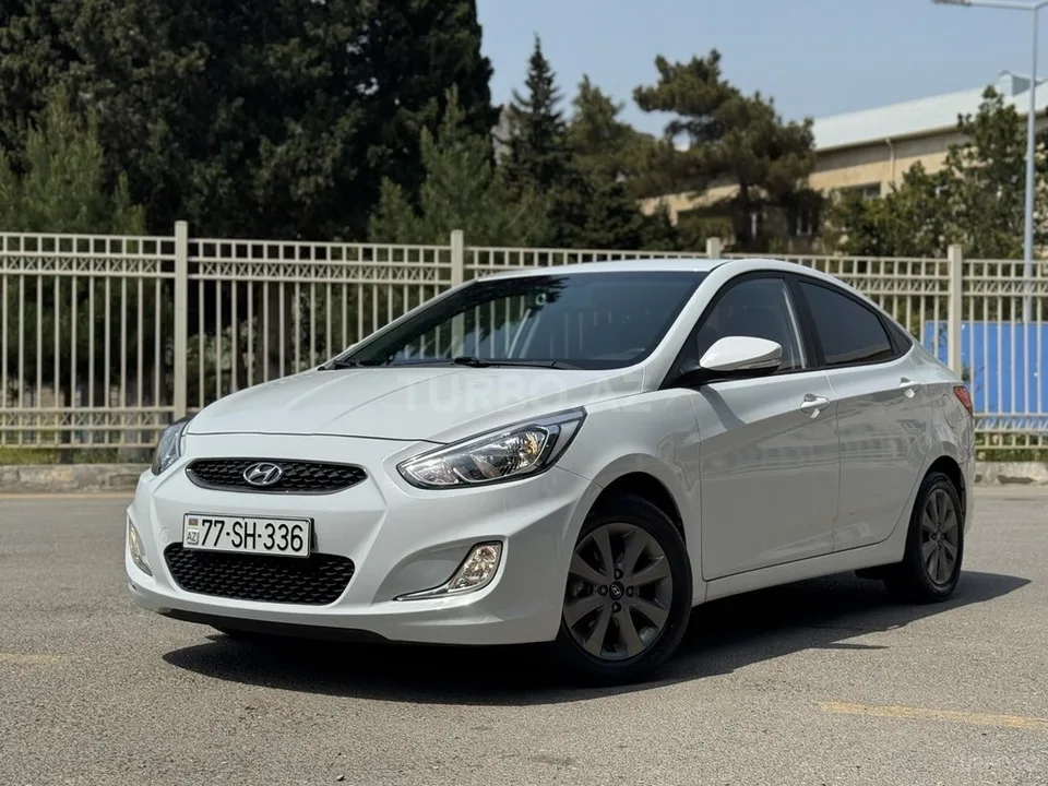 Hyundai Accent — фото 4/4