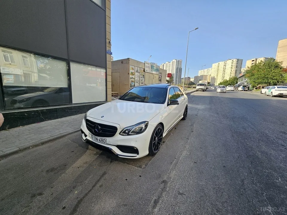 Mercedes E 250 — фото 3/4