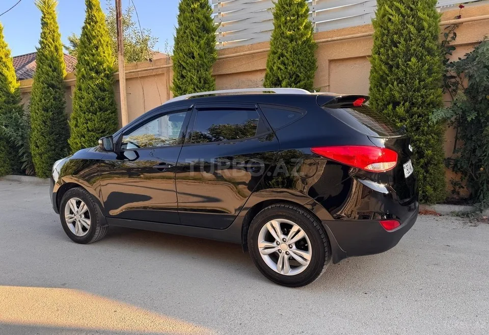 Hyundai ix35 — фото 3/4