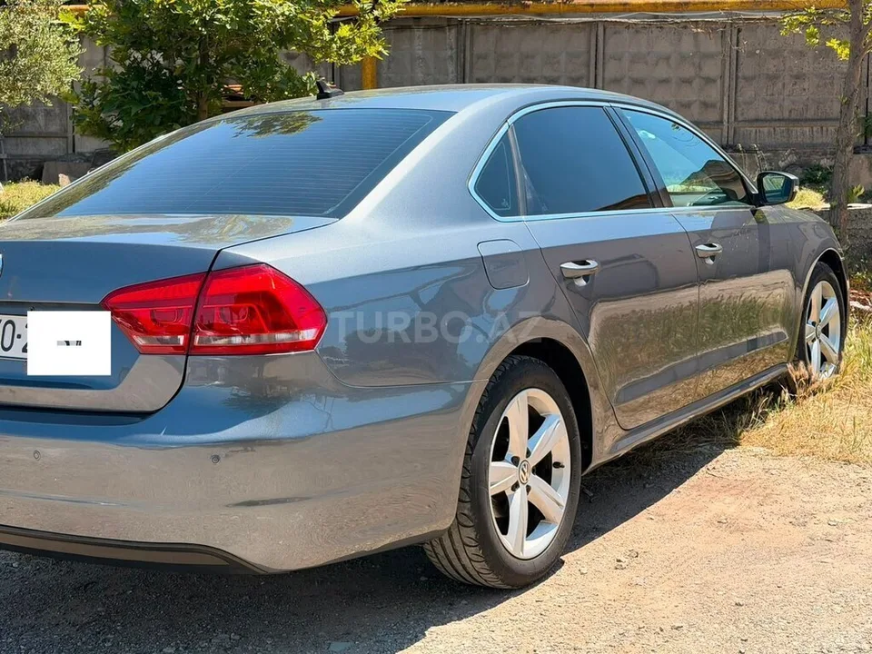 Volkswagen Passat — фото 4/4