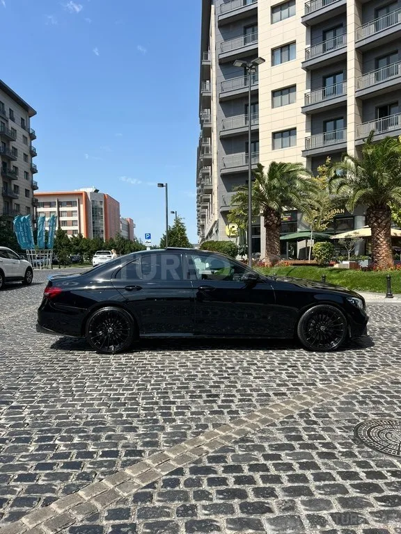 Mercedes E 350 — фото 3/4