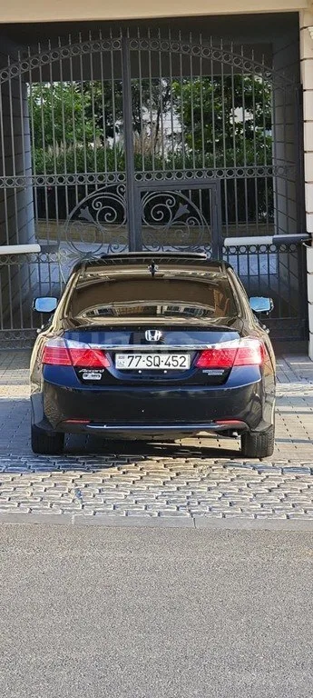 Honda Accord — фото 3/4
