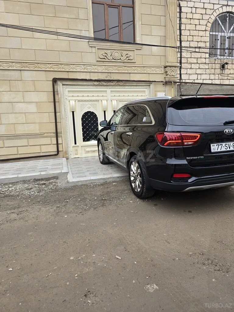 Kia Sorento — foto 4/4