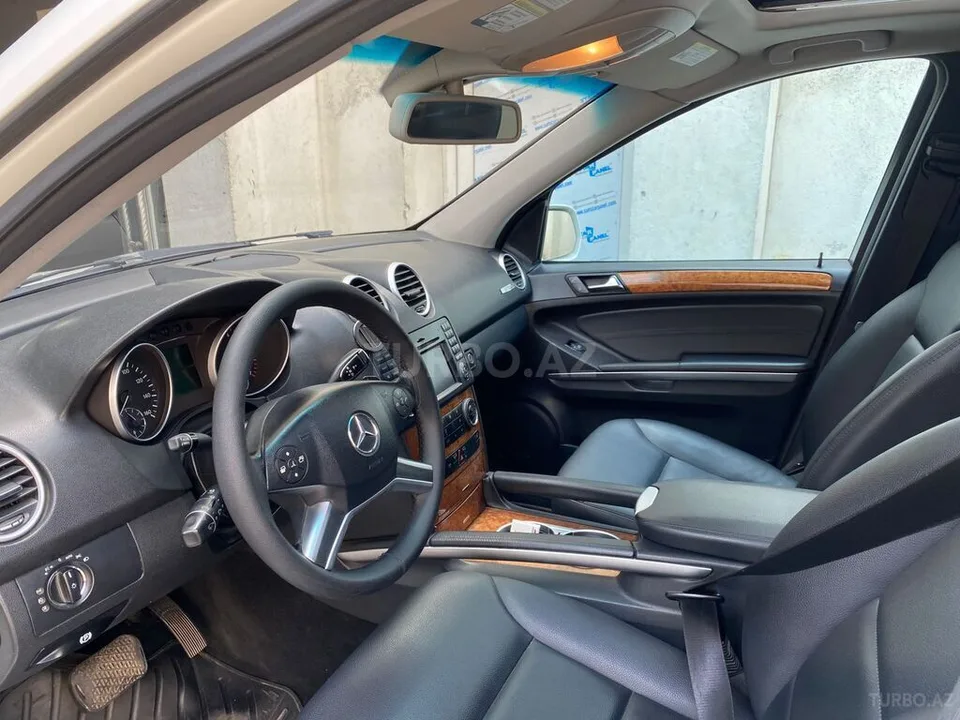 Mercedes ML 350 4MATIC — фото 4/4