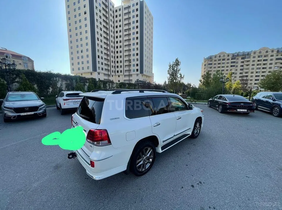 Toyota Land Cruiser — foto 3/4