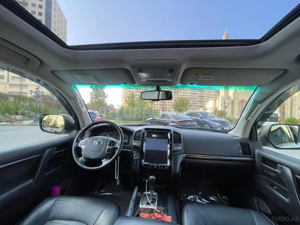 Toyota Land Cruiser — foto 4/4
