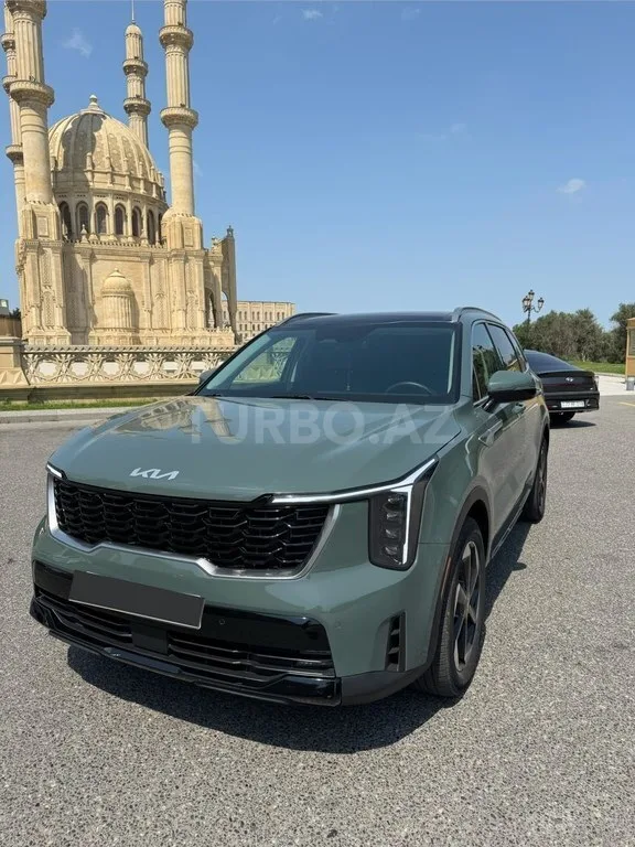 Kia Sorento — фото 1/4