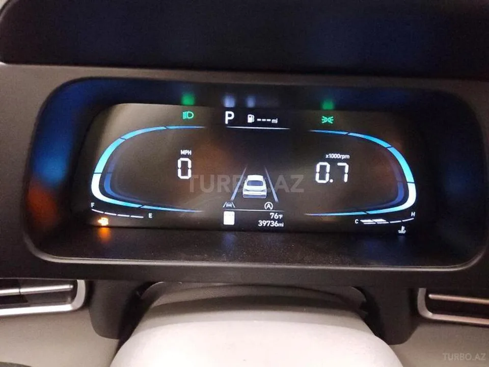 Hyundai Elantra — foto 4/4