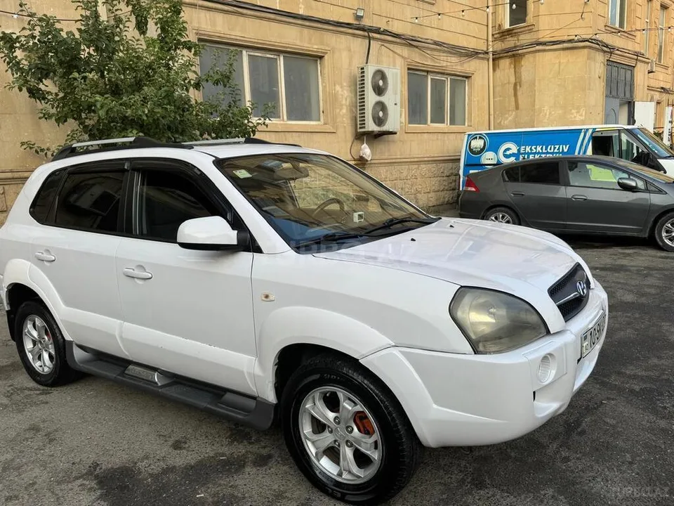 Hyundai Tucson — фото 3/4