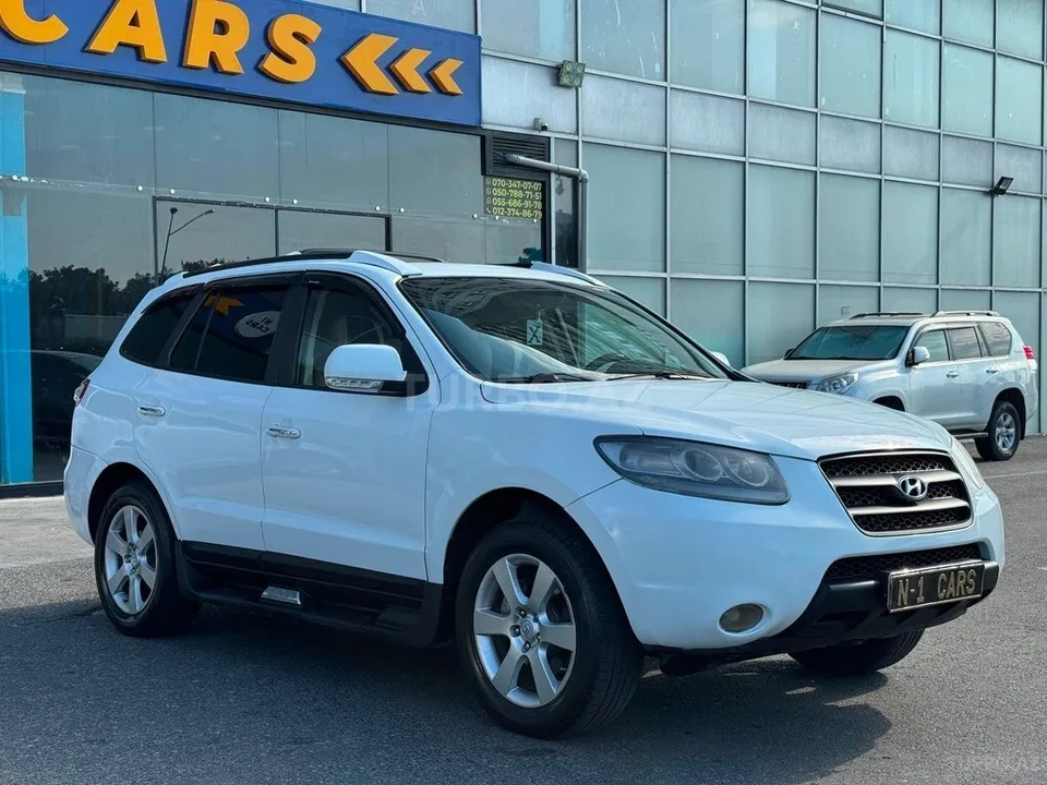 Hyundai Santa Fe — фото 2/4
