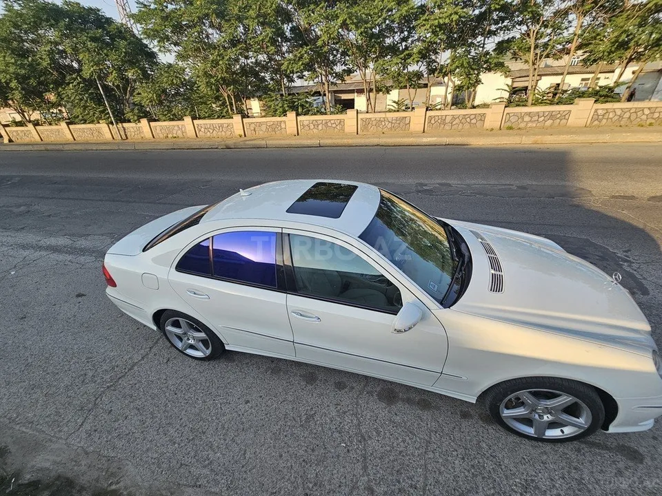 Mercedes E 350 — фото 4/4