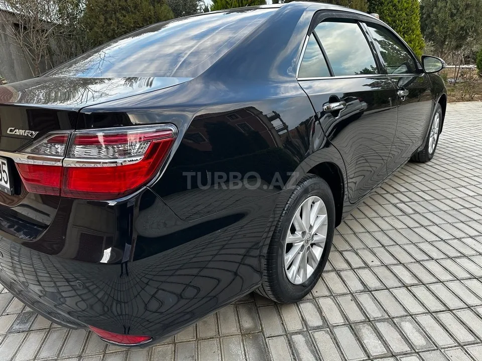 Toyota Camry — foto 3/4