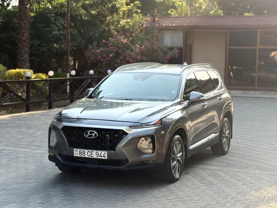 Hyundai Santa Fe — фото 2/4