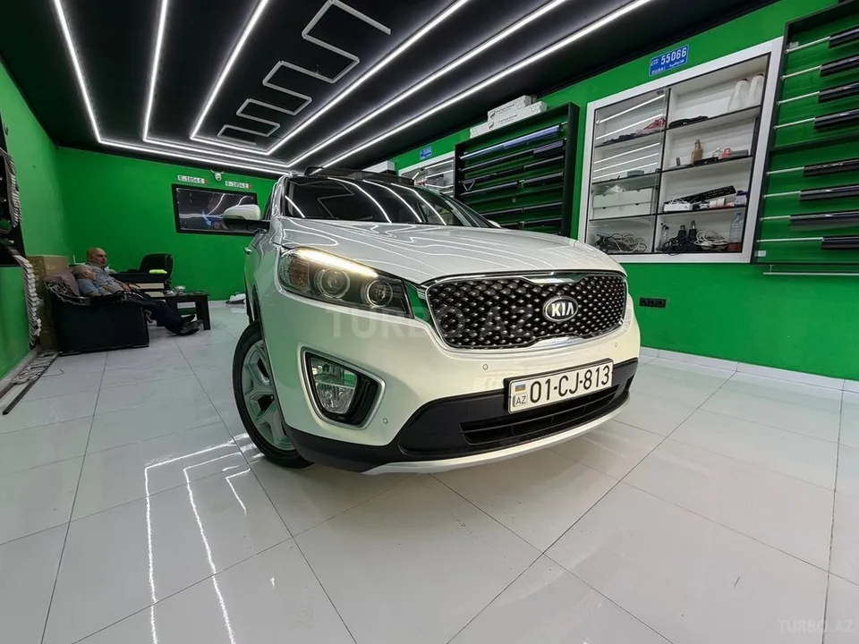 Kia Sorento — фото 1/4