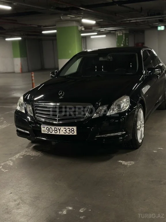 Mercedes E 200 — фото 2/4