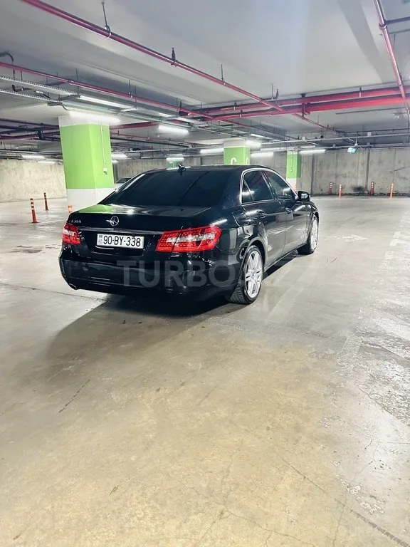 Mercedes E 200 — фото 4/4