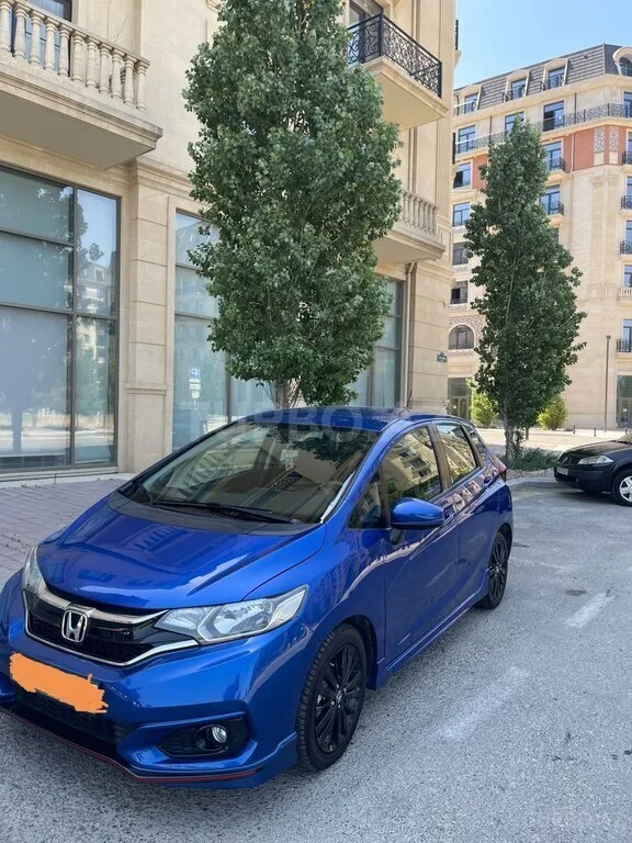 Honda Fit — фото 3/4