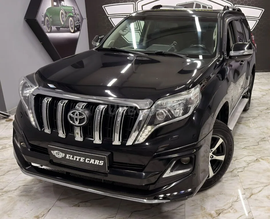 Toyota Land Cruiser Prado — фото 1/4