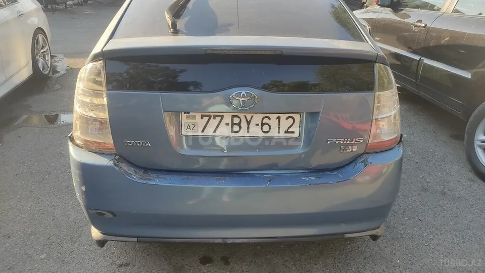 Toyota Prius — фото 4/4