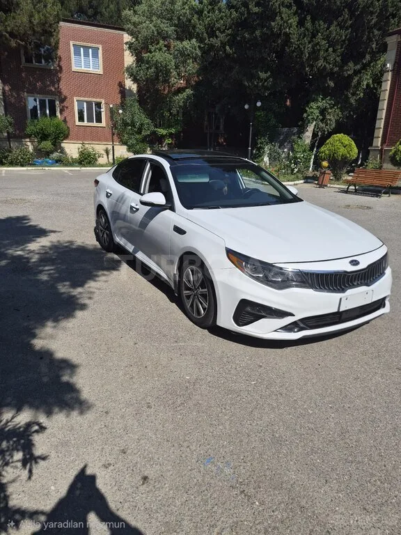 Kia Optima — фото 3/4