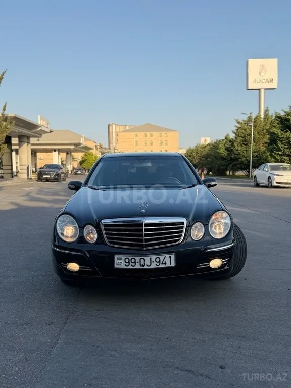 Mercedes E 270 — фото 3/4