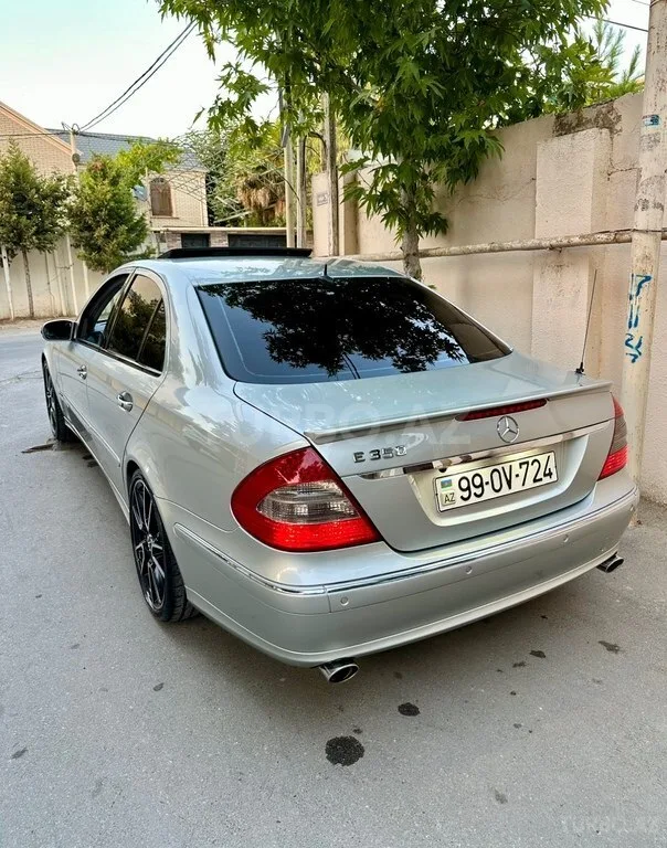 Mercedes E 320 — фото 3/4