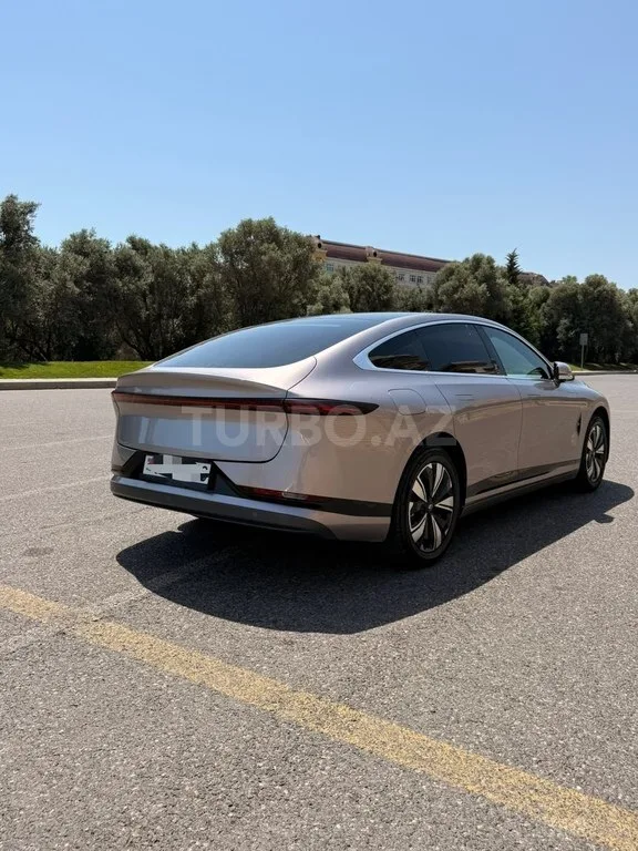 Changan Qiyuan A07 — foto 4/4