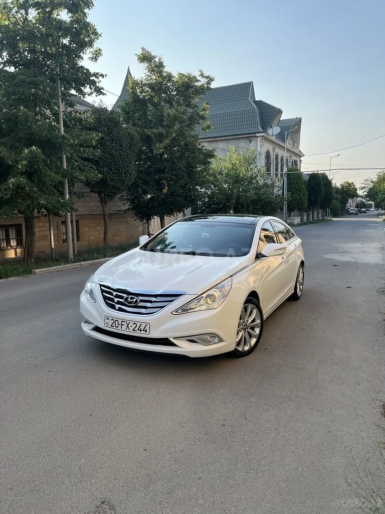 Hyundai Sonata — фото 2/4