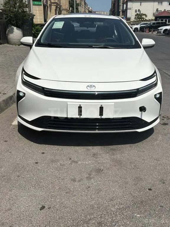 Toyota Corolla — foto 2/4