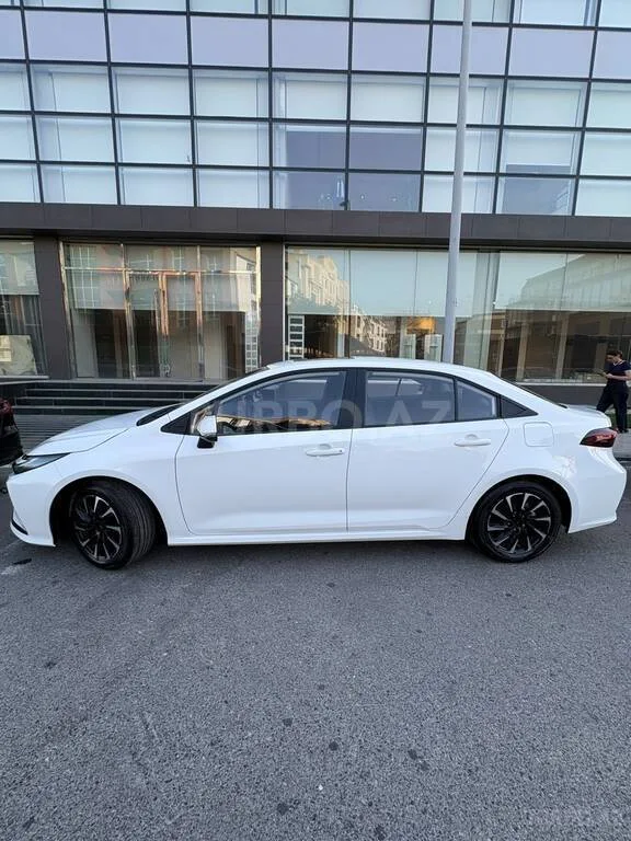 Toyota Corolla — foto 4/4