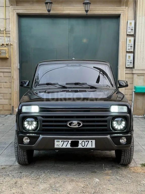 LADA (VAZ) Niva — фото 1/4
