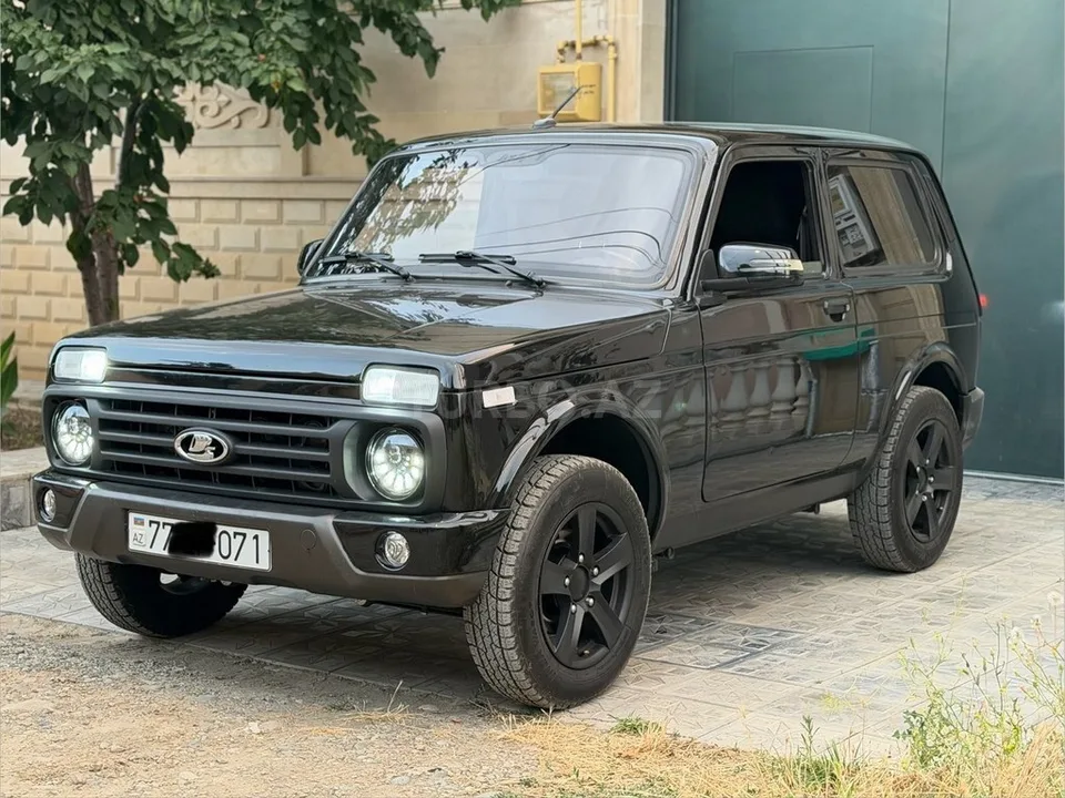 LADA (VAZ) Niva — фото 3/4