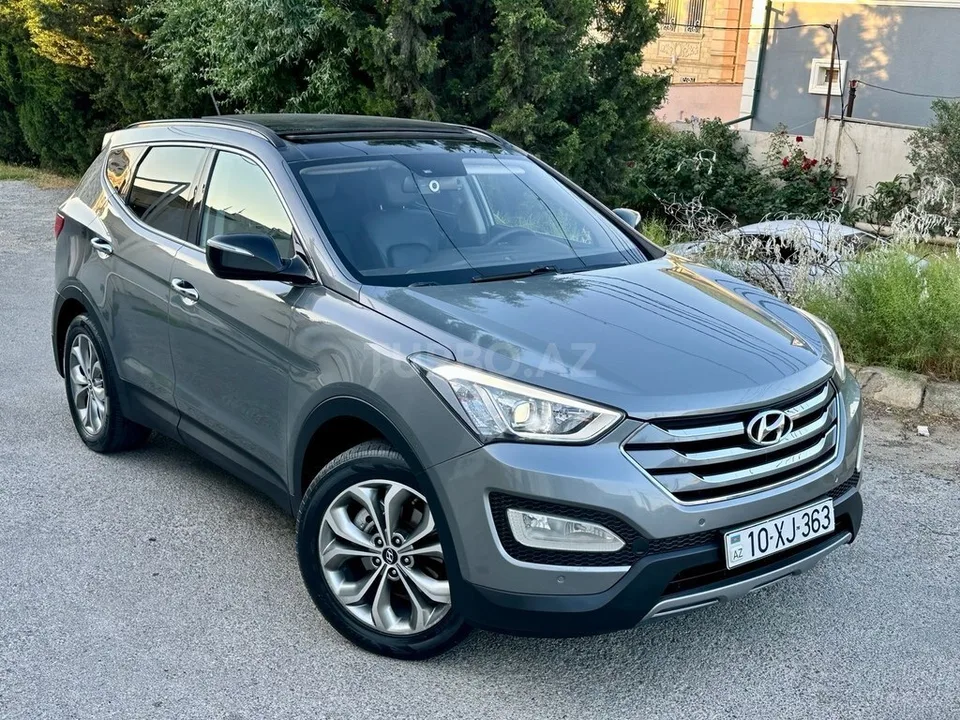 Hyundai Santa Fe — фото 1/4