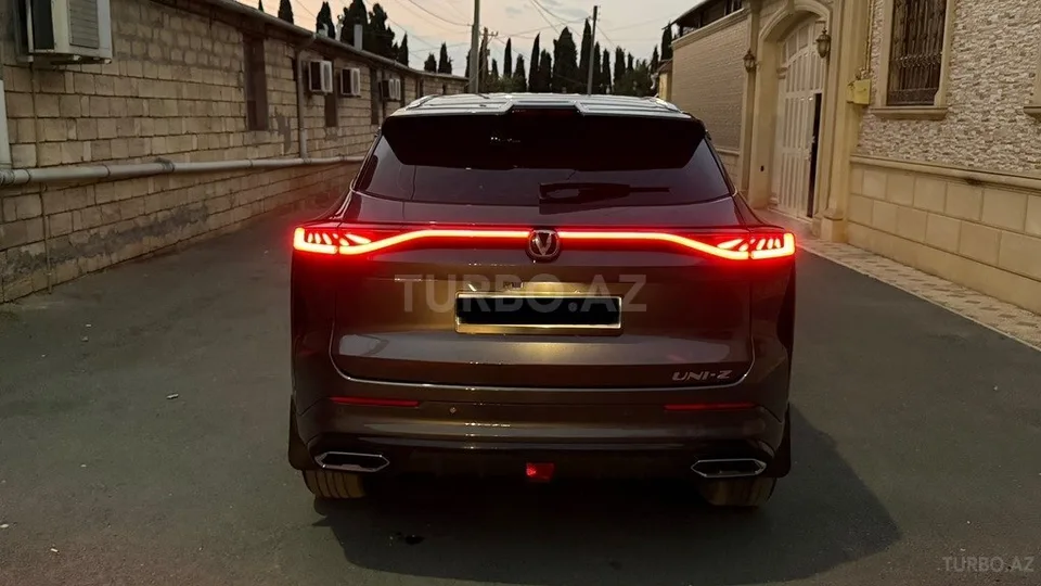 Changan Uni-Z — foto 3/4