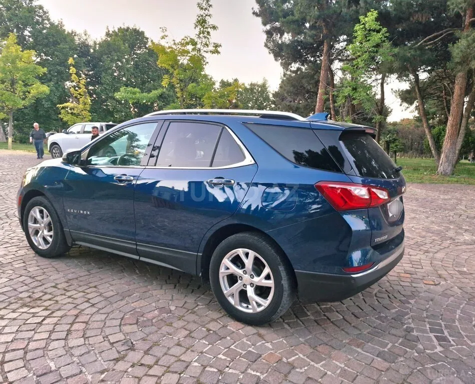 Chevrolet Equinox — фото 4/4