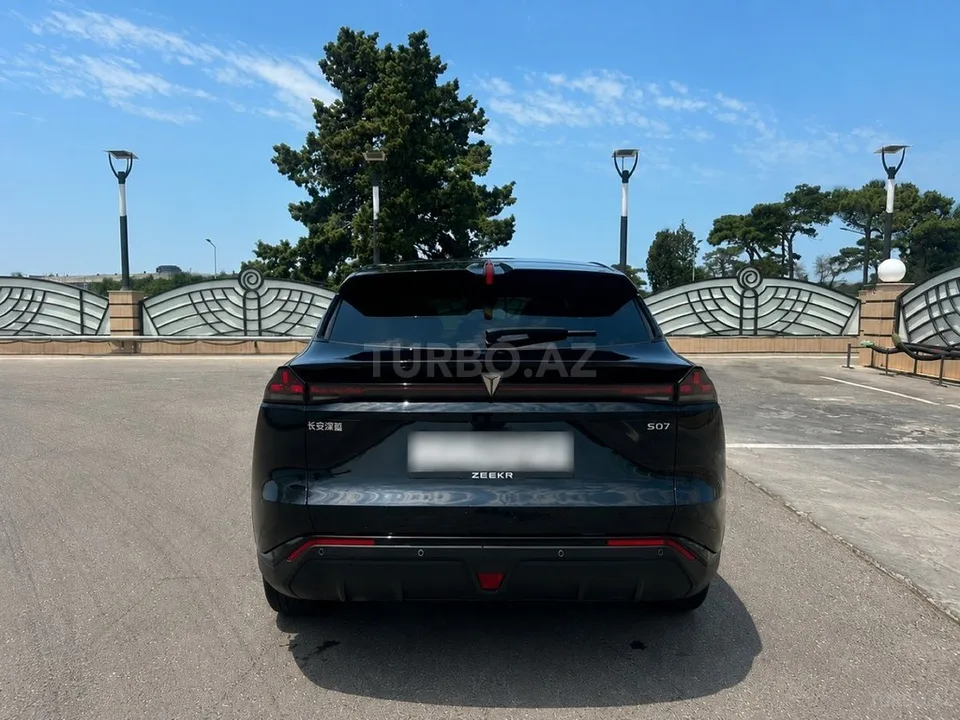 Changan Deepal S07 — фото 2/4
