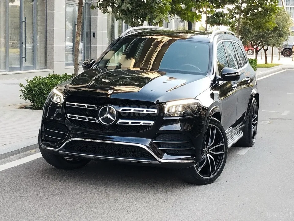 Mercedes GLS 450 4MATIC — фото 1/4