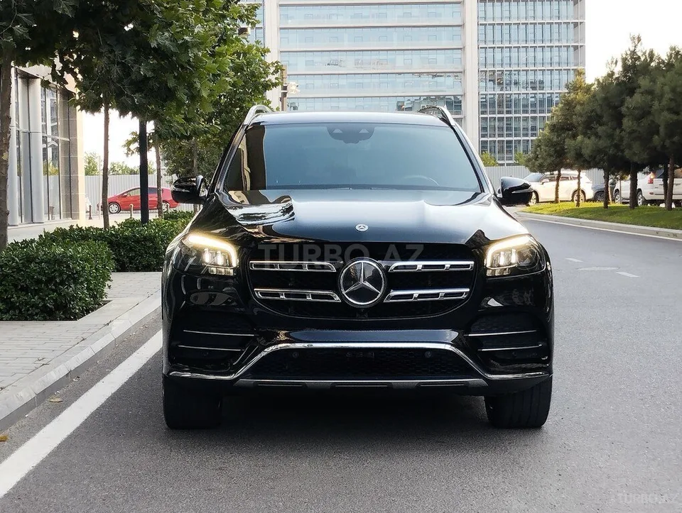 Mercedes GLS 450 4MATIC — фото 3/4