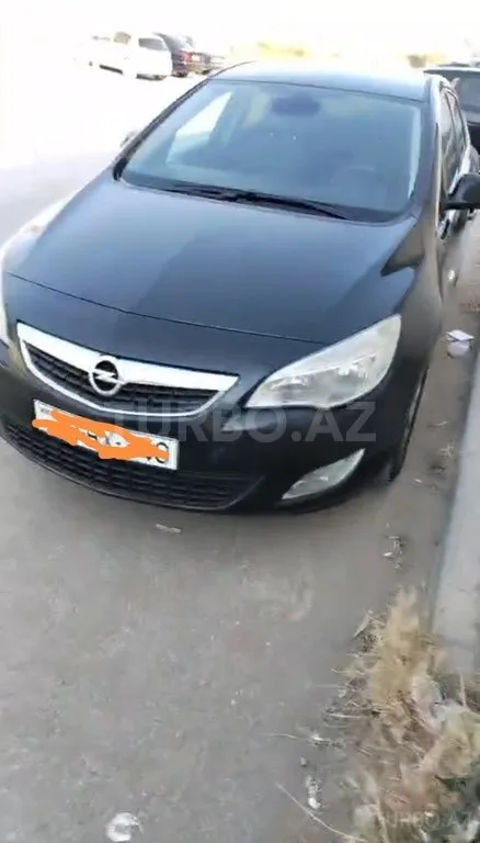 Opel Astra — foto 1/4