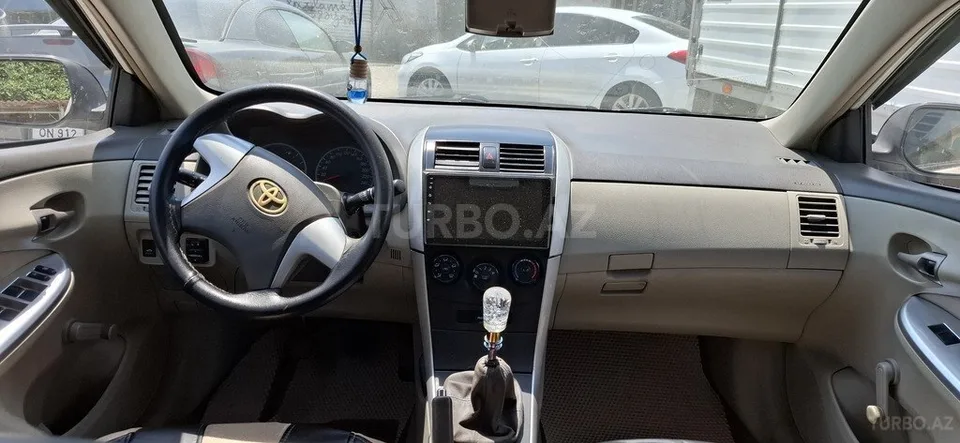Toyota Corolla — foto 3/4