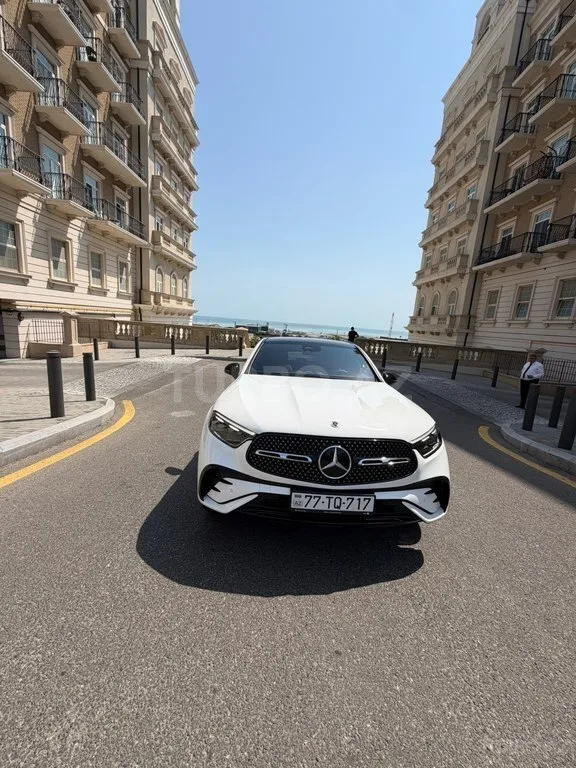 Mercedes GLC 350 e 4MATIC Coupe — фото 1/4