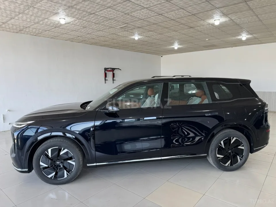 Changan Qiyuan Q07 — foto 4/4