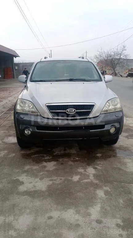 Kia Sorento — foto 1/4