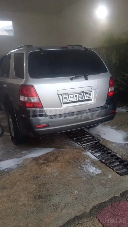 Kia Sorento — foto 2/4