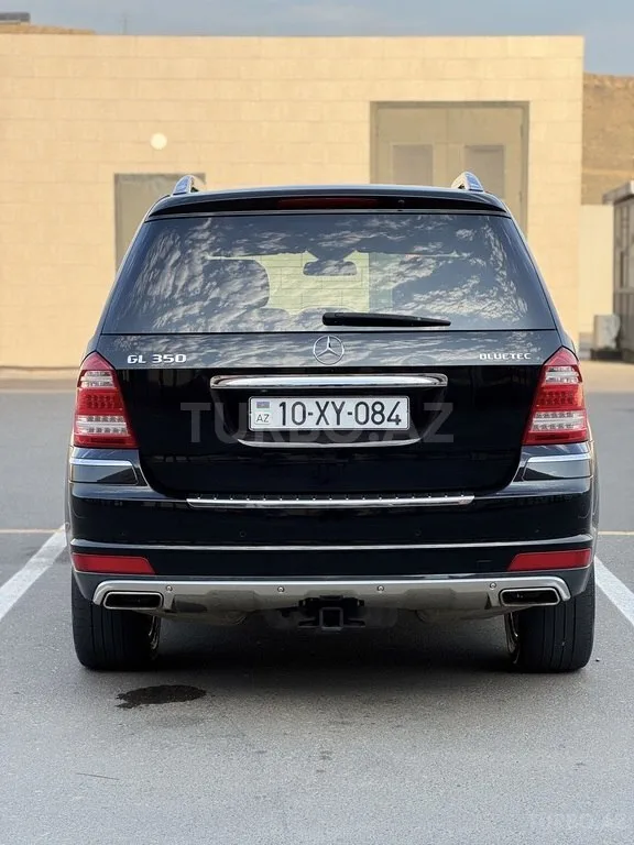 Mercedes GL 350 4MATIC — фото 2/4