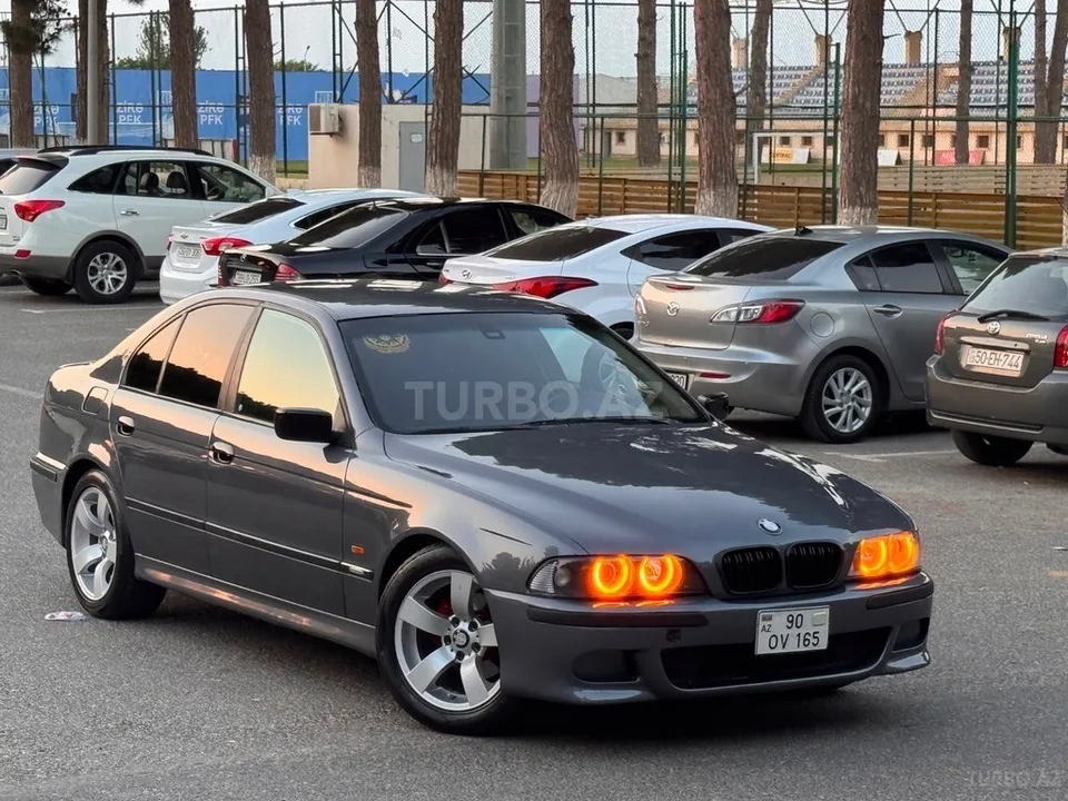 BMW 528 — foto 1/4