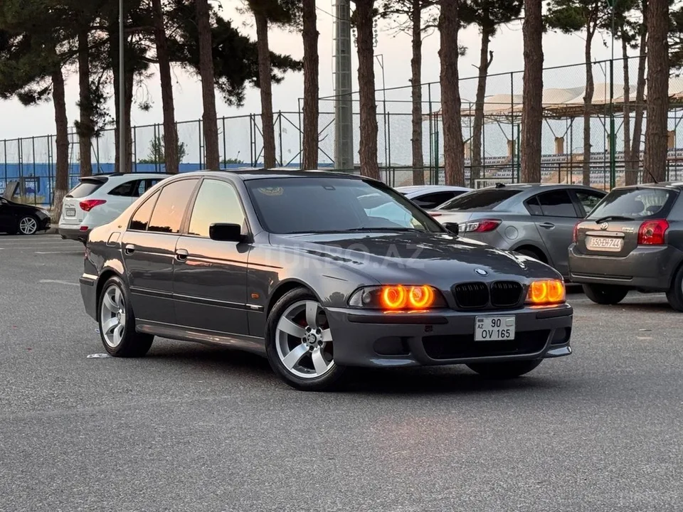 BMW 528 — foto 3/4