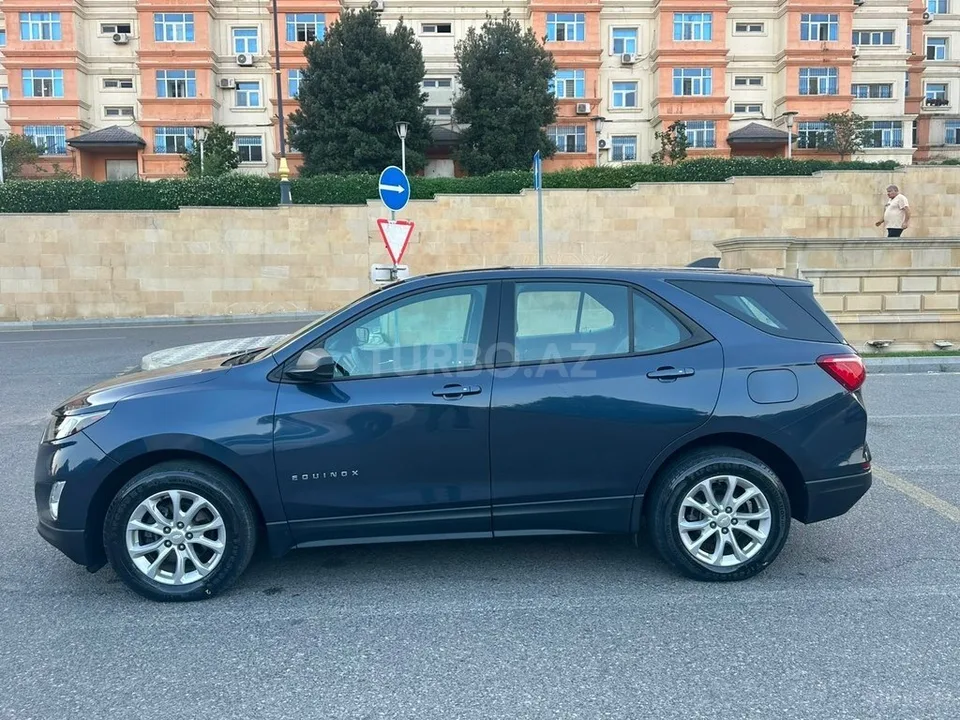 Chevrolet Equinox — foto 2/4
