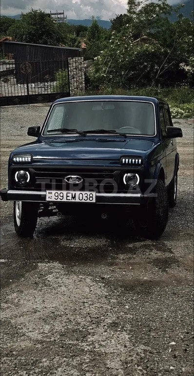 LADA (VAZ) Niva — фото 1/4